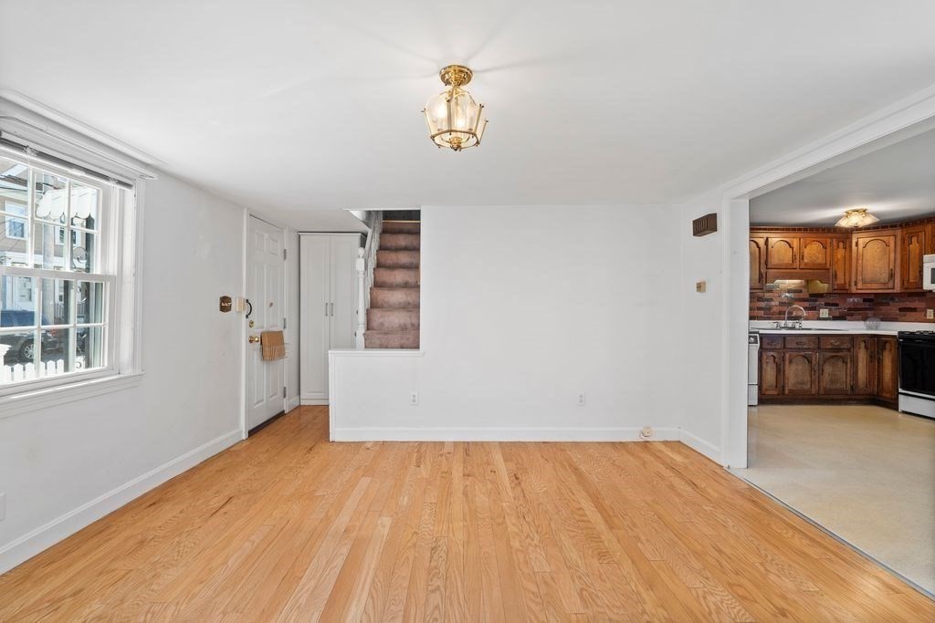 41 Durham Street Lawrence, MA 01843 - Photo 11 of 28