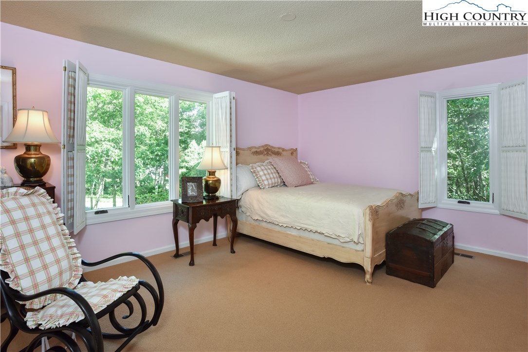 404 Ridge Drive Linville, NC 28646 - Photo 11 of 11 Gallery Image 11