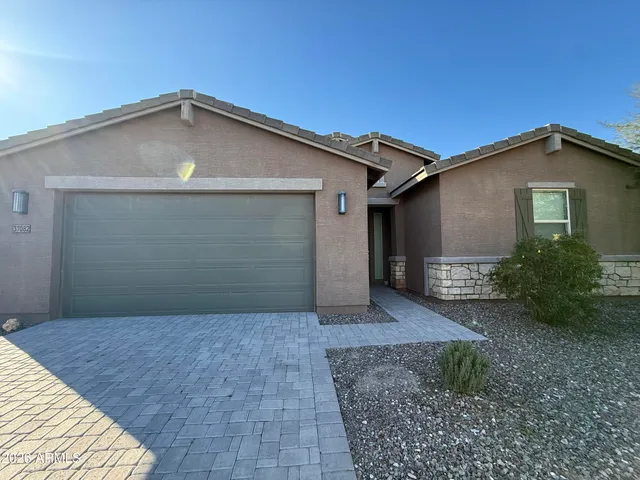 $2,700 | 37082 North Rhinelander Drive, San Tan Valley, AZ 85140
