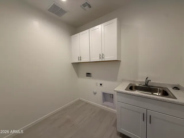 $2,700 | 37082 North Rhinelander Drive, San Tan Valley, AZ 85140