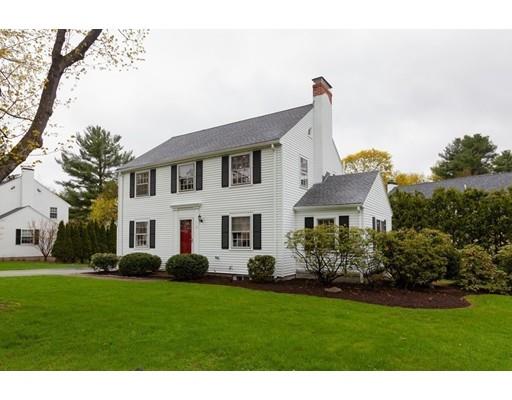 3 Bernard Road Wellesley, MA 02481 - Photo 28 of 30 a front view of a house with garden