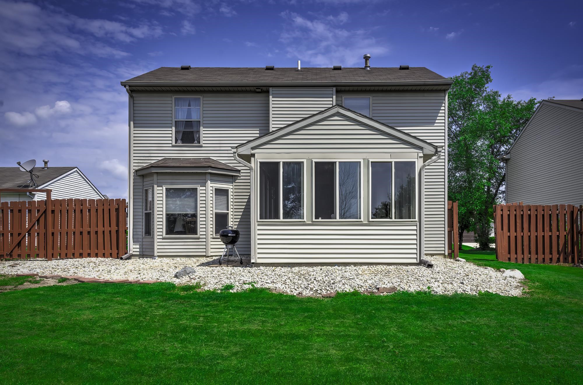 320 Rampart Drive Fort Wayne, IN 46845 - Photo 4 of 34 Gallery Image 4