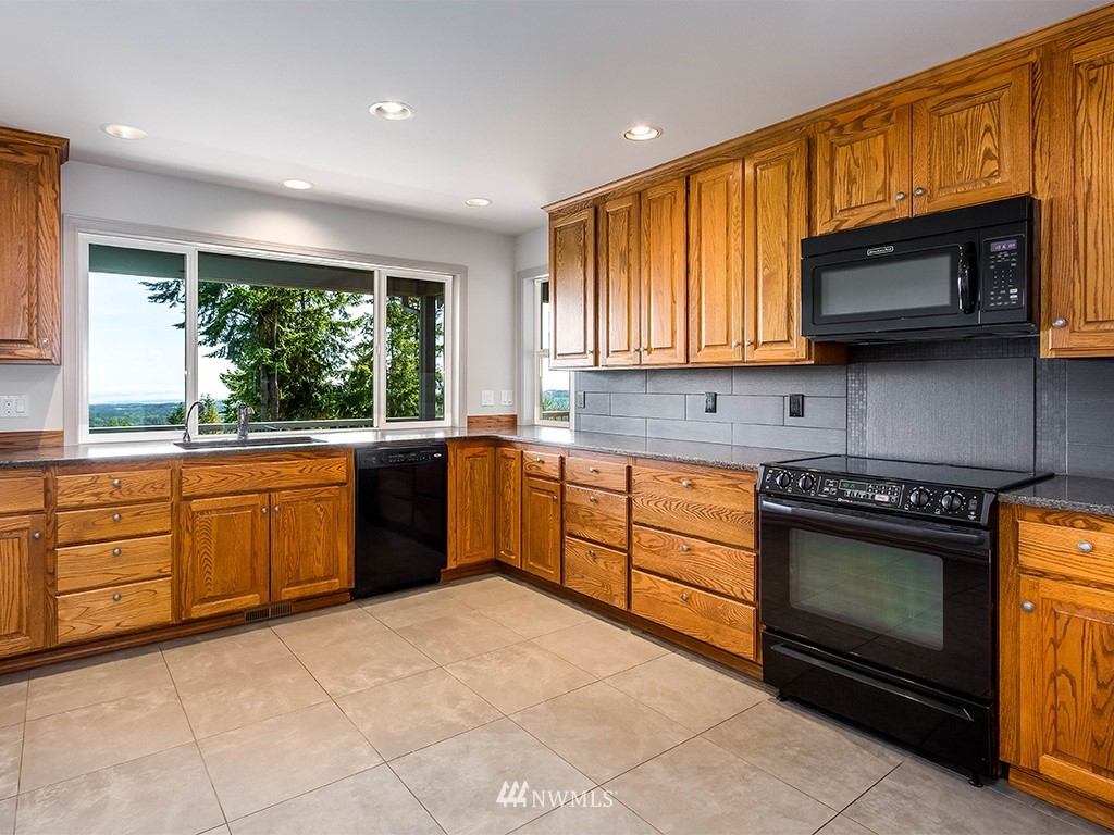 4235 Mt Pleasant Road Port Angeles, WA 98362 - Photo 9 of 25 Gallery Image 9