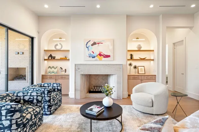 $1,949,000 | 4230 Concho Street, Dallas, TX 75206