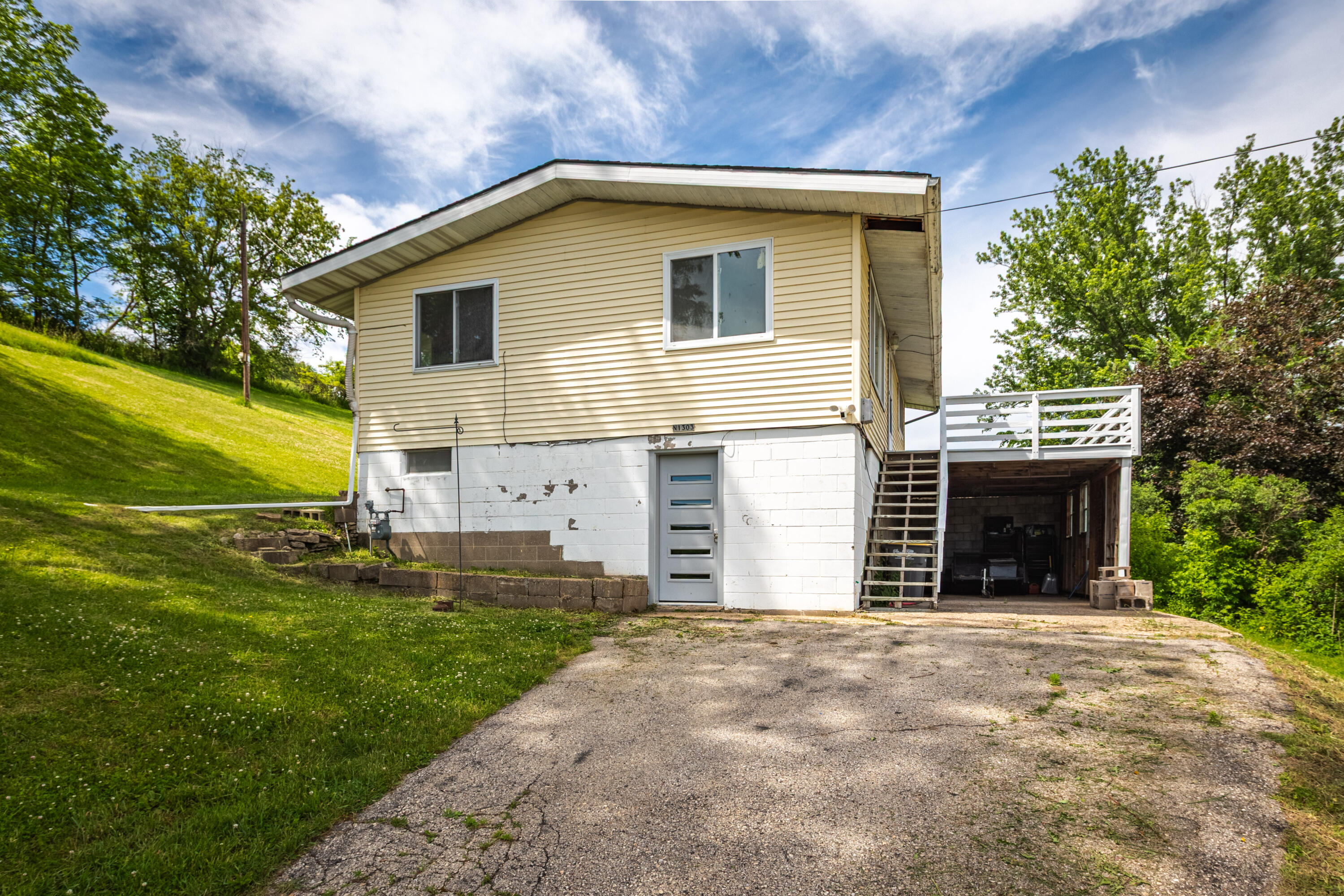 N1303 Leske Road Shelby, WI 54601 - Photo 1 of 28 C24I5521-HDR