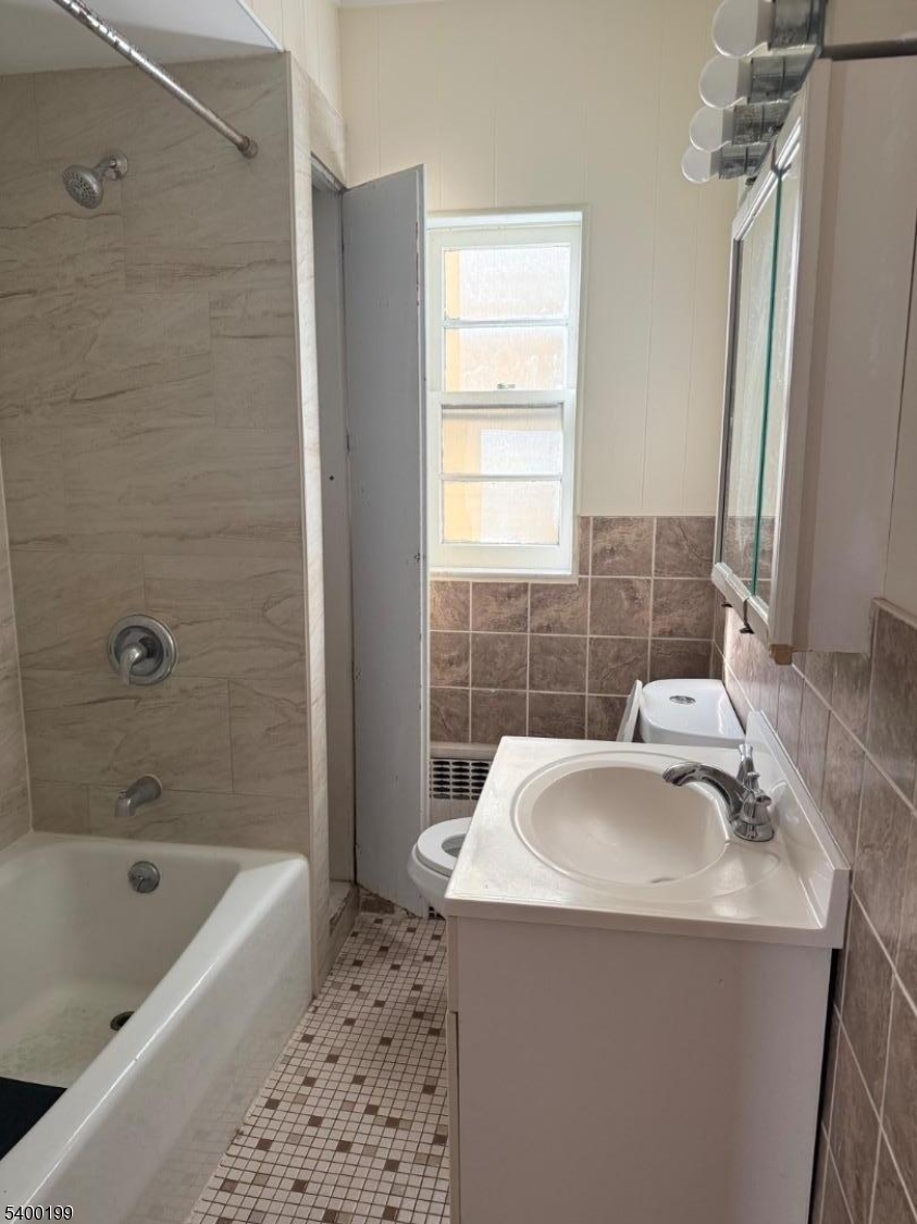 85 Liberty Street Bloomfield, NJ 07003 - Photo 8 of 17