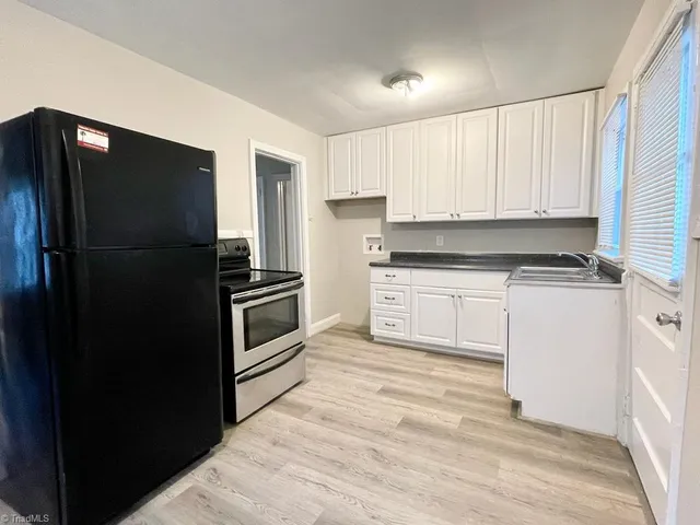 $1,295 | 1020 Portland Street, Greensboro, NC 27403