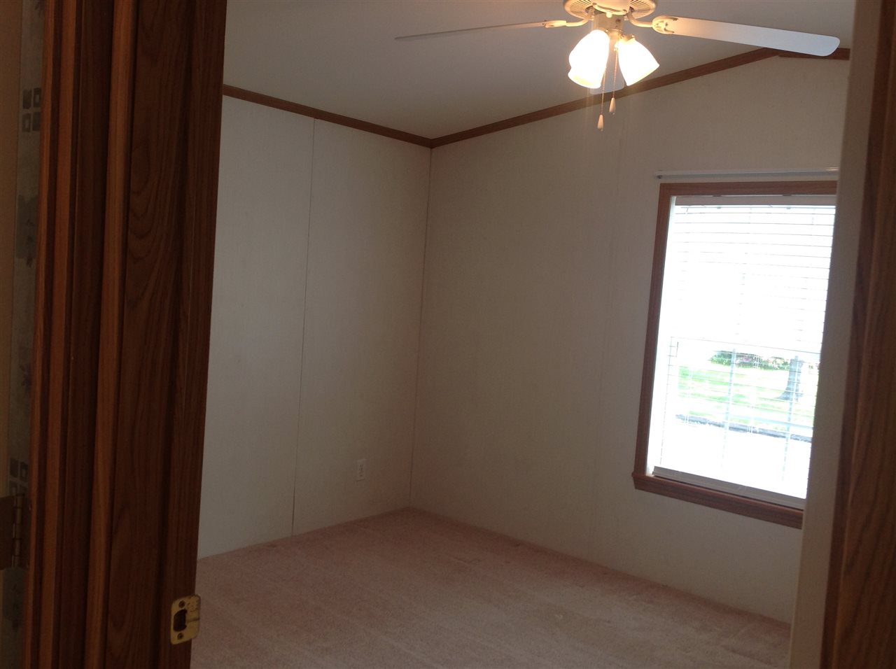 68 Beatrice Road Salem, NH 03079 - Photo 20 of 31 Gallery Image 20