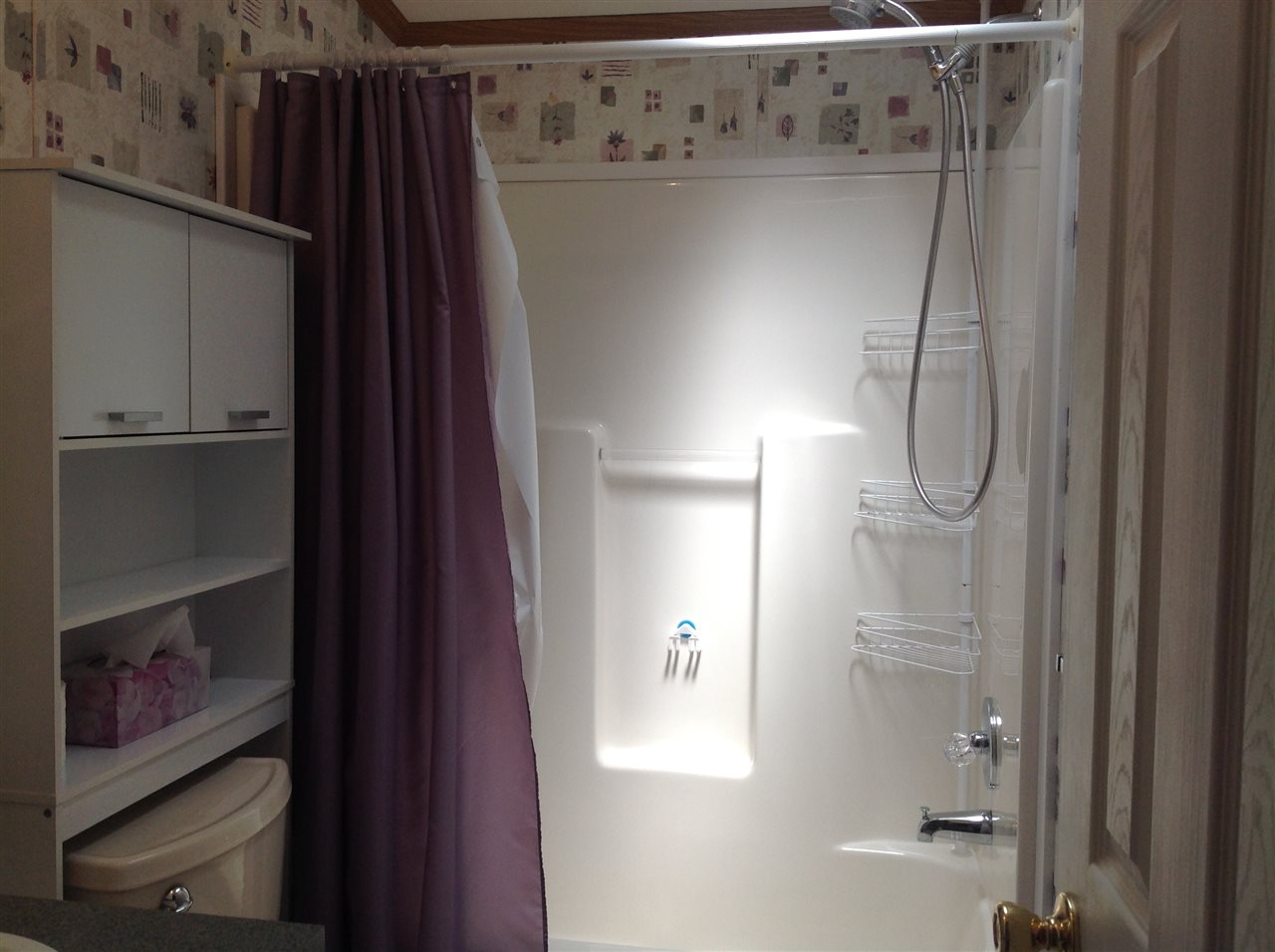 68 Beatrice Road Salem, NH 03079 - Photo 22 of 31 Gallery Image 22