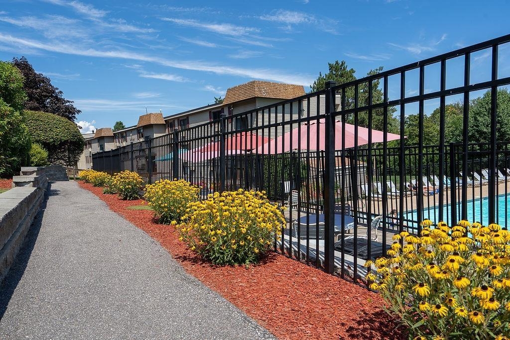 9 Treetop Circle, Unit 24 Laconia, NH 03246 - Photo 19 of 29