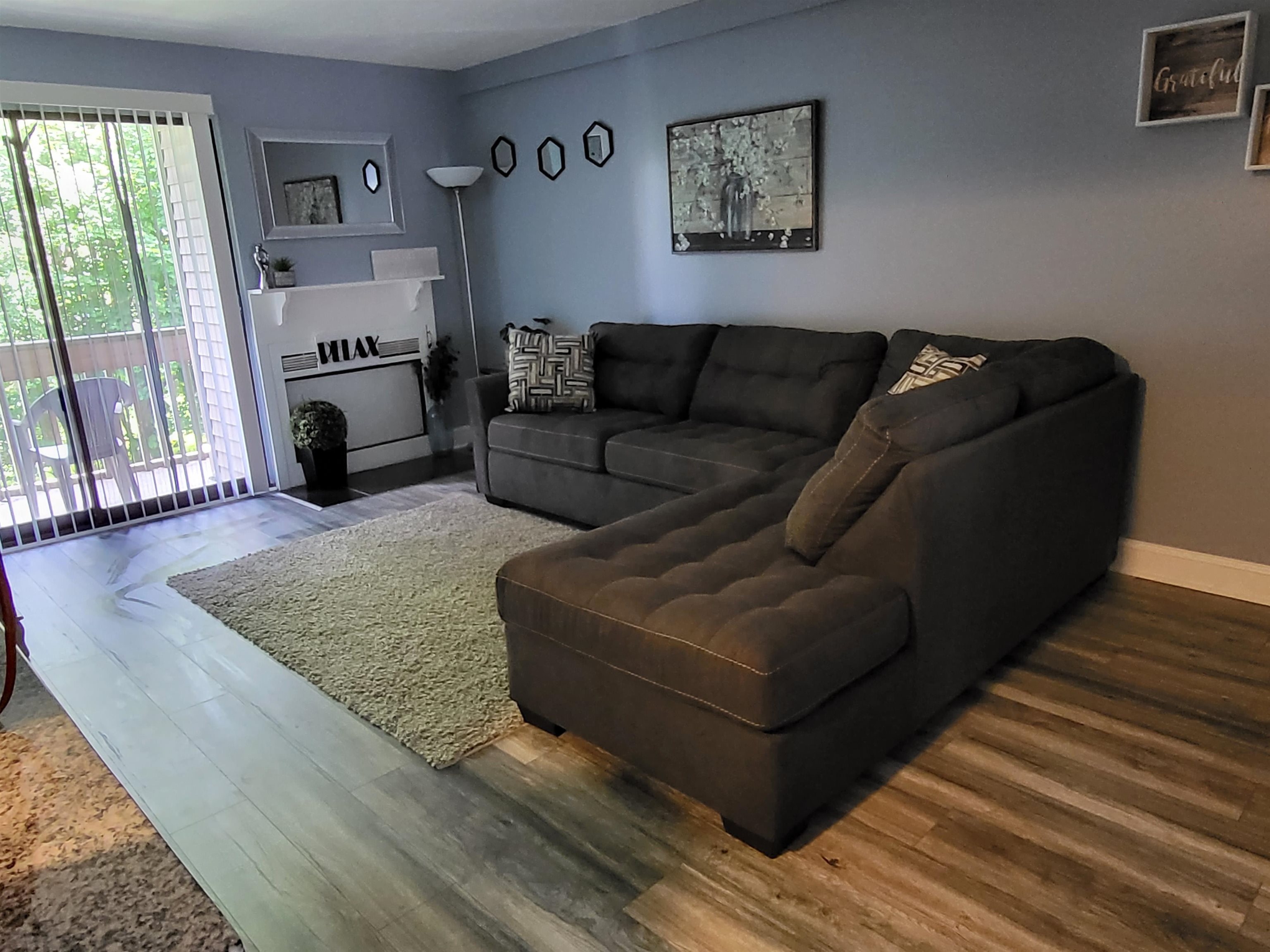 9 Treetop Circle, Unit 24 Laconia, NH 03246 - Photo 2 of 29