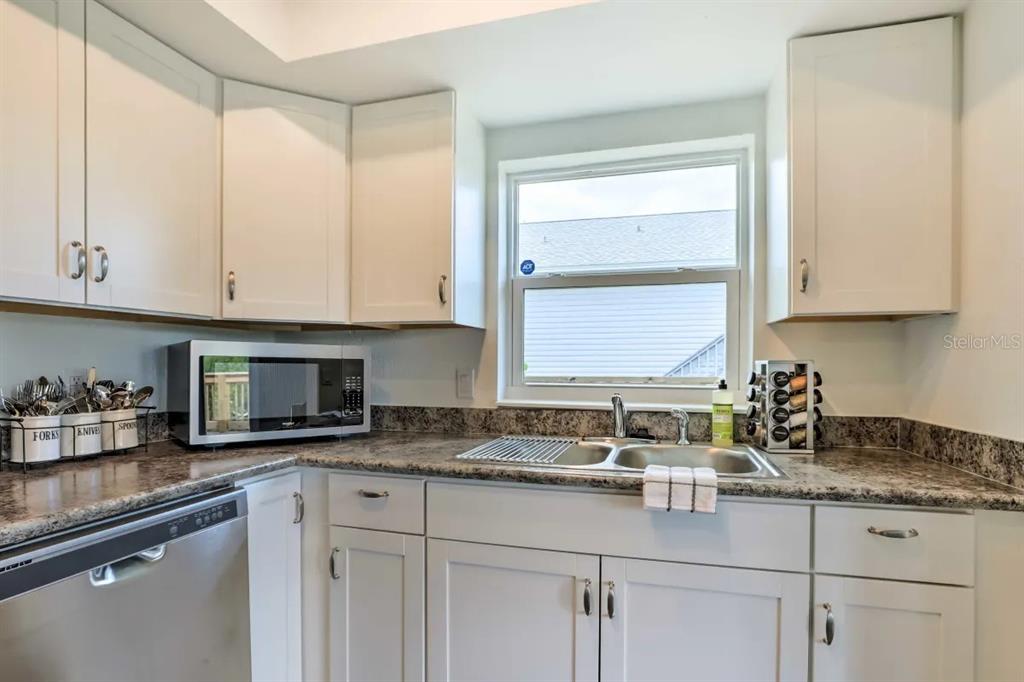 3303 West Shell Point Road, Unit A Ruskin, FL 33570 - Photo 13 of 22