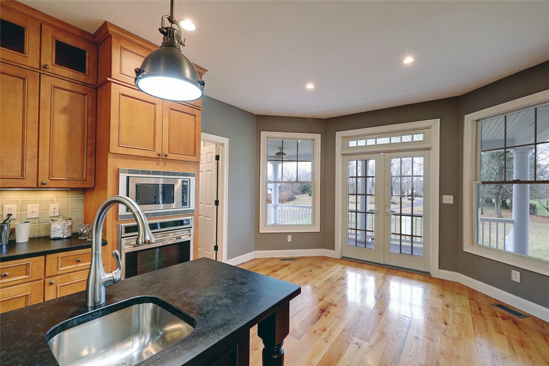 37 Old Mendon Road Cumberland, RI 02864 - Photo 10 of 48 Kitchen