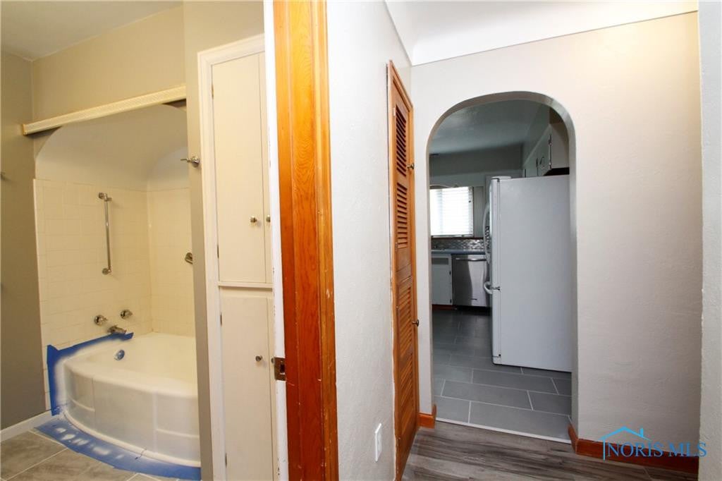 1141 Malcolm Road Toledo, OH 43615 - Photo 43 of 48 Gallery Image 43