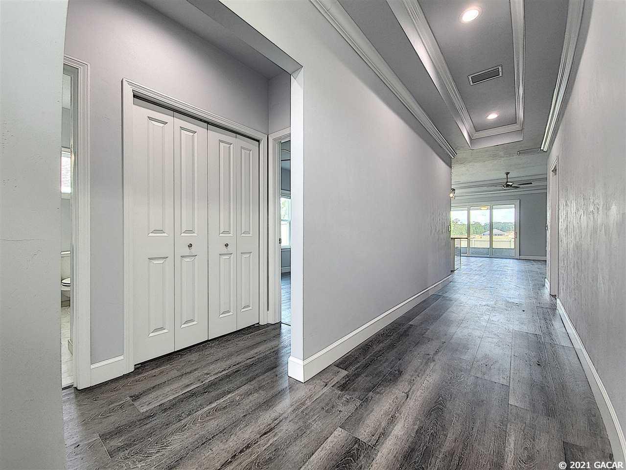 1648 Southwest 68th Terrace Gainesville, FL 32607 - Photo 11 of 28 Gallery Image 11