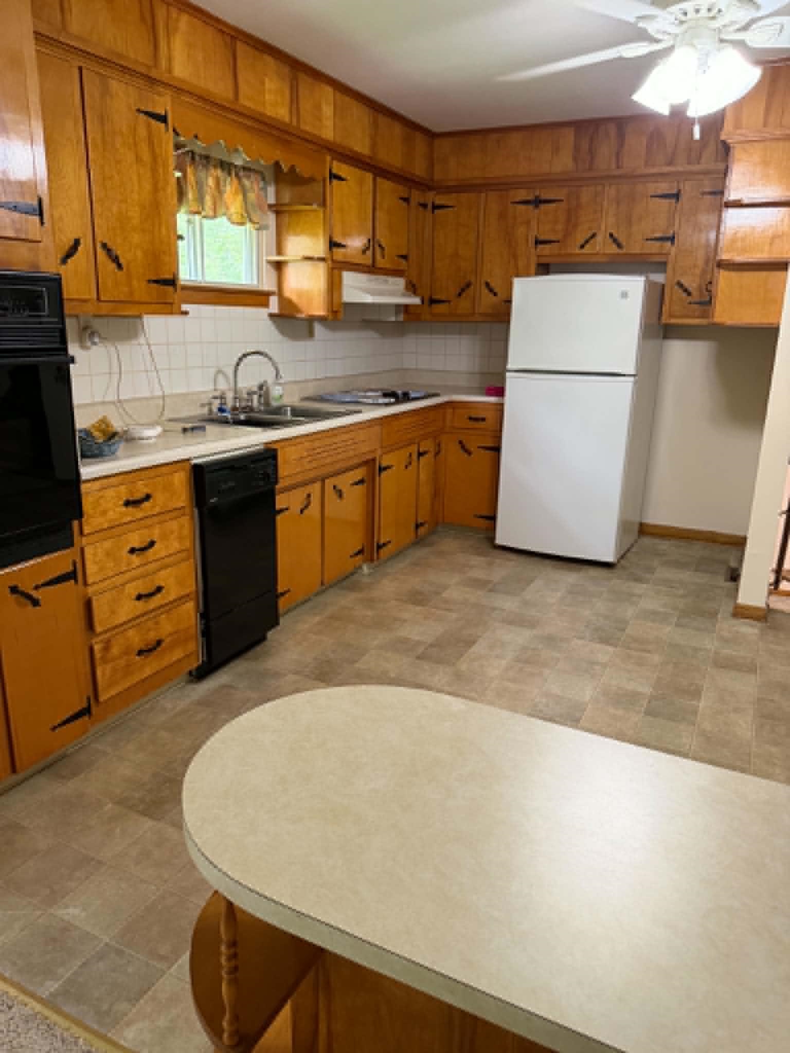 6809 Johnson Fork Road Catlettsburg, KY 41129 - Photo 3 of 42