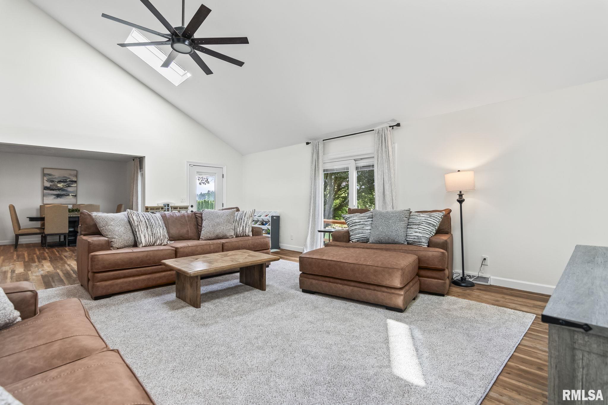 5037 Wesley Chapel Road New Berlin, IL 62670 - Photo 10 of 73