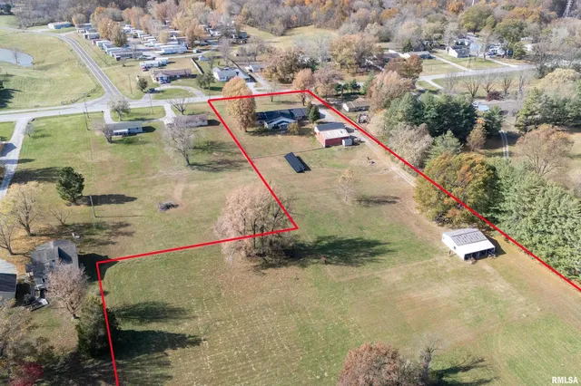 $385,000 | 9784 Highway 127, Murphysboro, IL 62966