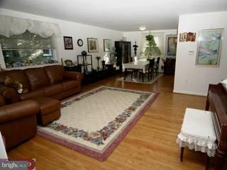 482 Plymouth Road Cheltenham, PA 19038 - Photo 3 of 6 Gallery Image 3