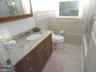 482 Plymouth Road Cheltenham, PA 19038 - Photo 4 of 6 Gallery Image 4