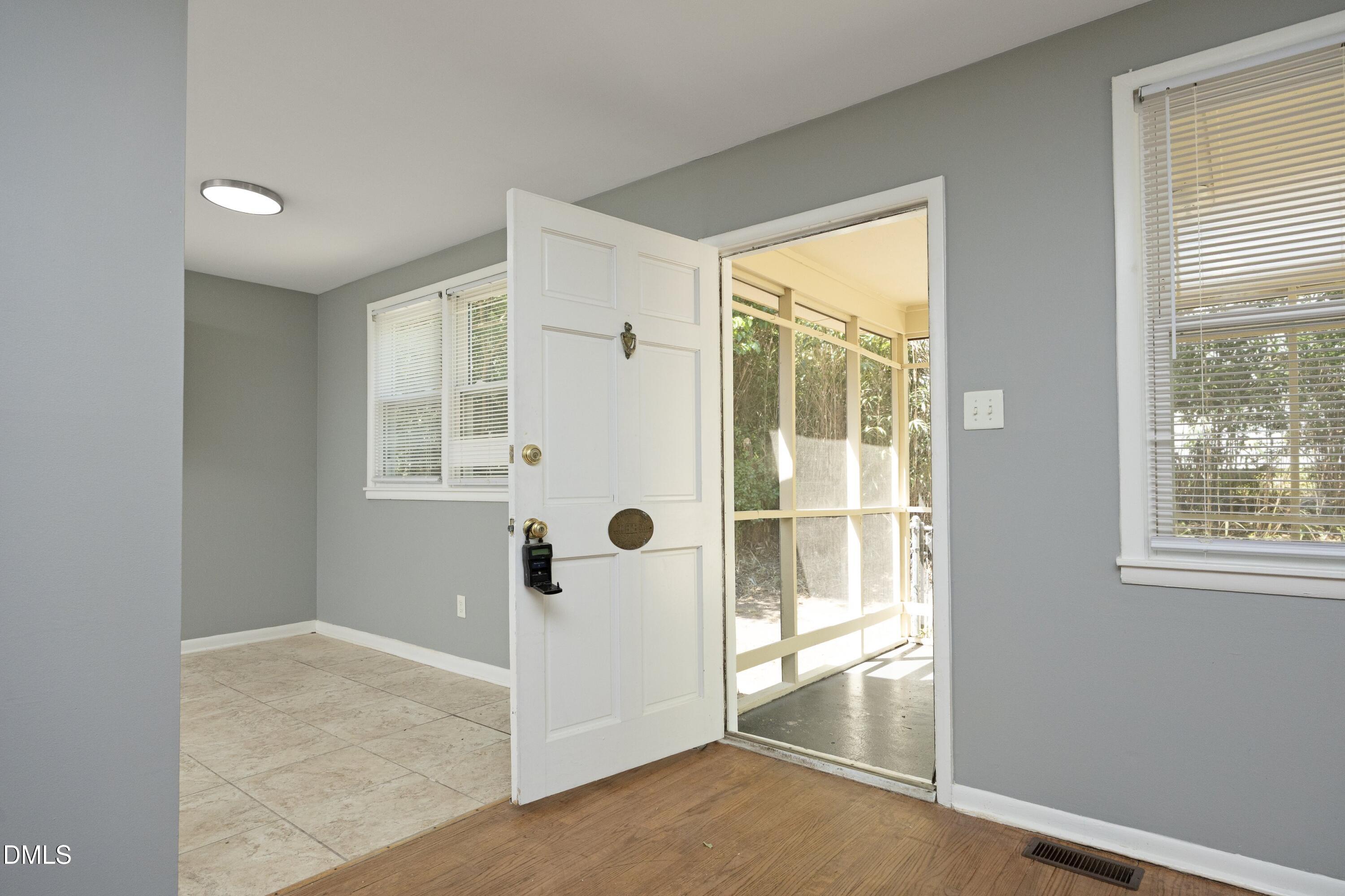 3405 Apache Drive Raleigh, NC 27609 - Photo 9 of 33 08FoyerArea