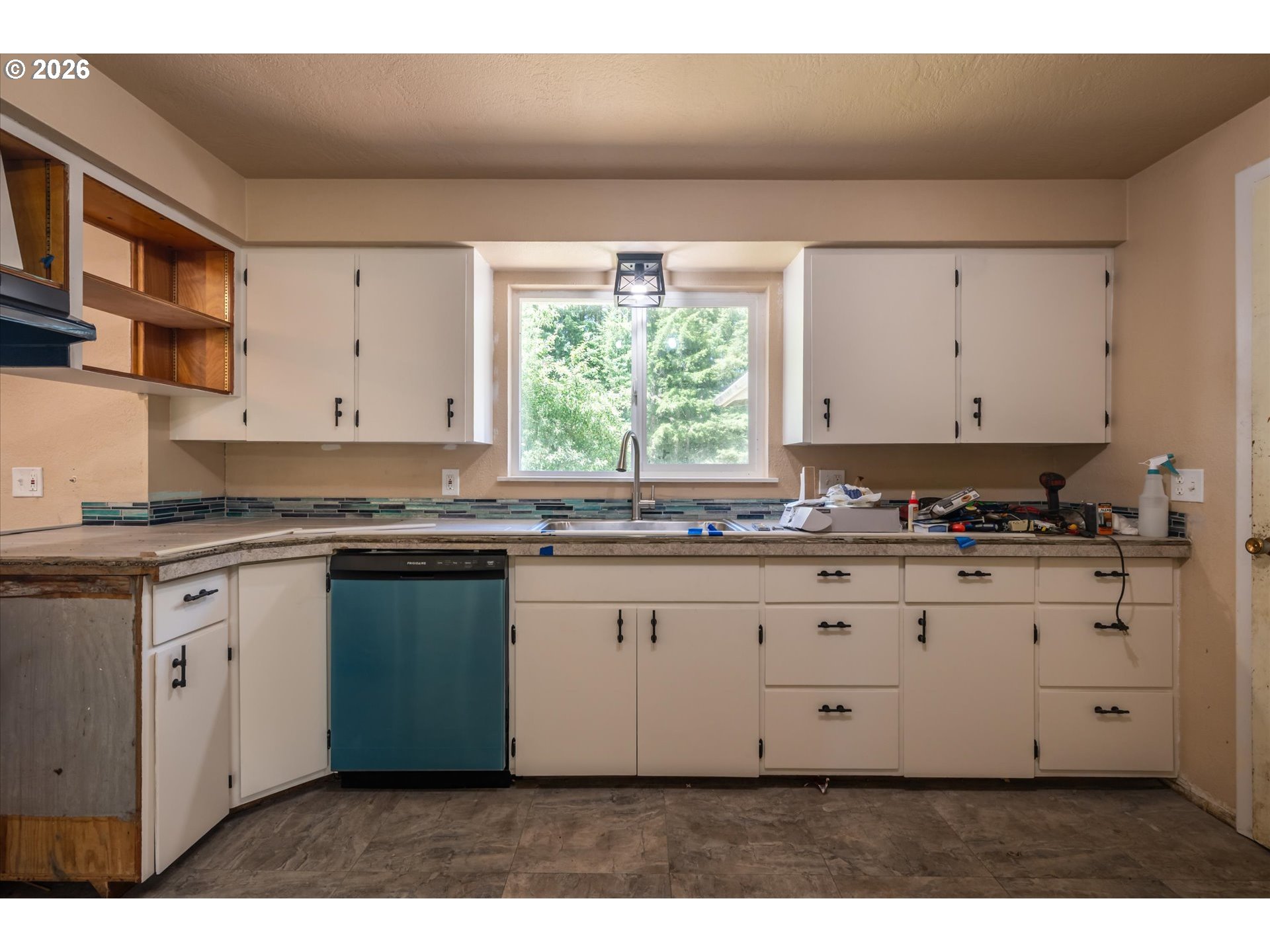 93845 Upper Loop Lane Coos Bay, OR 97420 - Photo 47 of 48 Kitchen