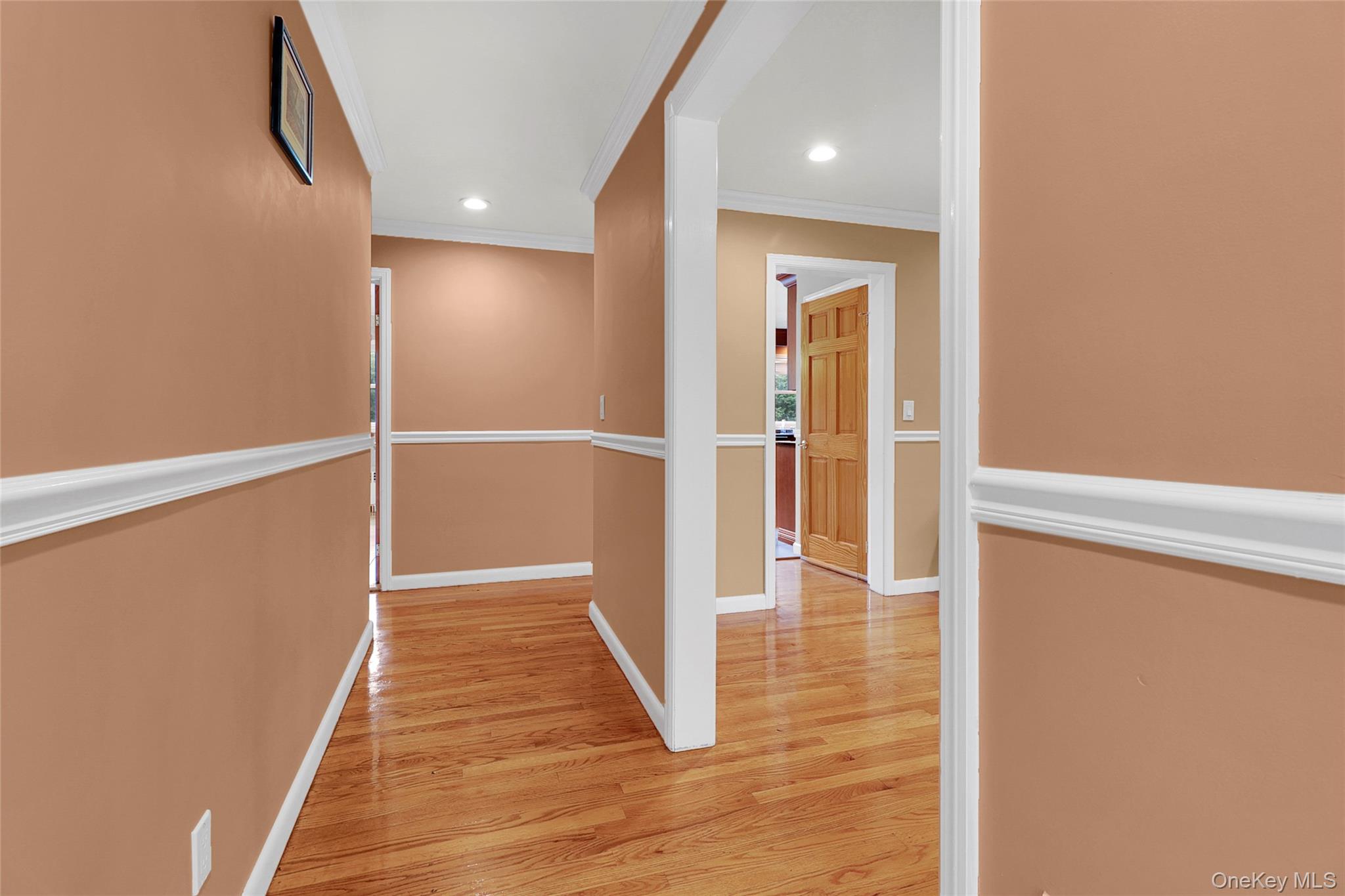 10 Horseshoe Road Mount Kisco, NY 10549 - Photo 5 of 31 Gallery Image 5