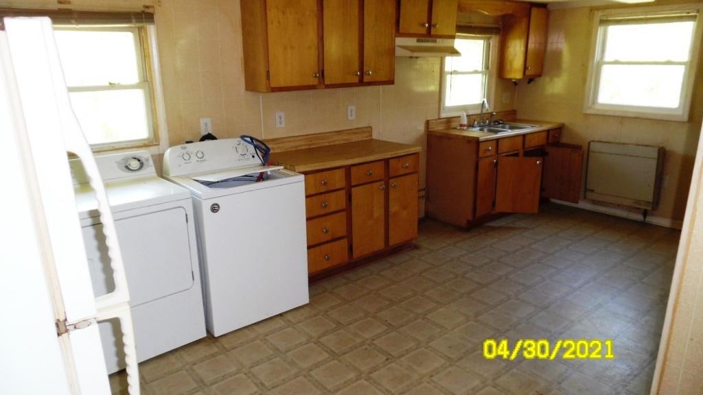 5083 Claytor Dam Road Dublin, VA 24084 - Photo 8 of 10 Gallery Image 8