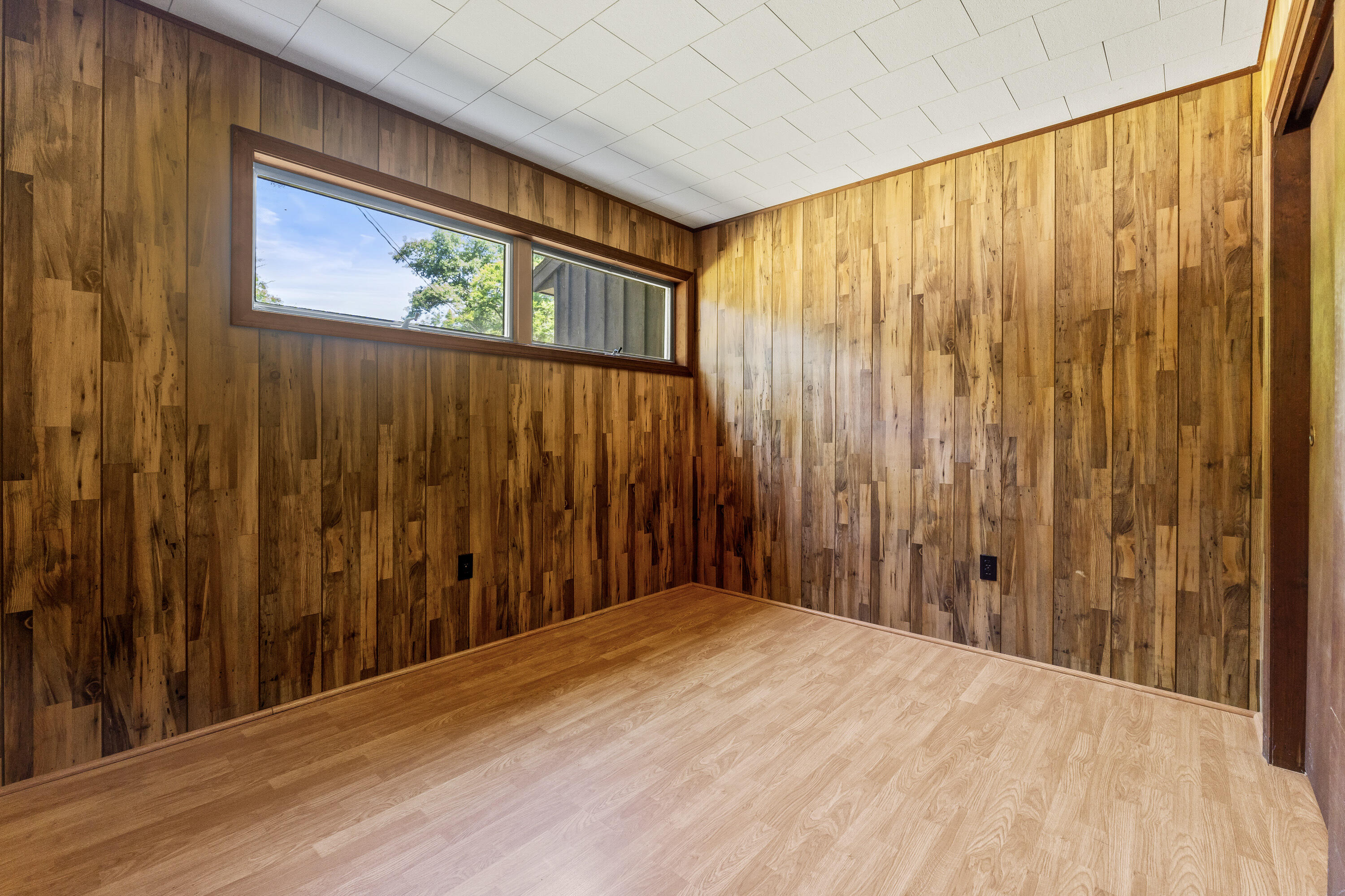 109 Bartlett Road Kittery, ME 03905 - Photo 12 of 35 109 Bartlett Rd_139