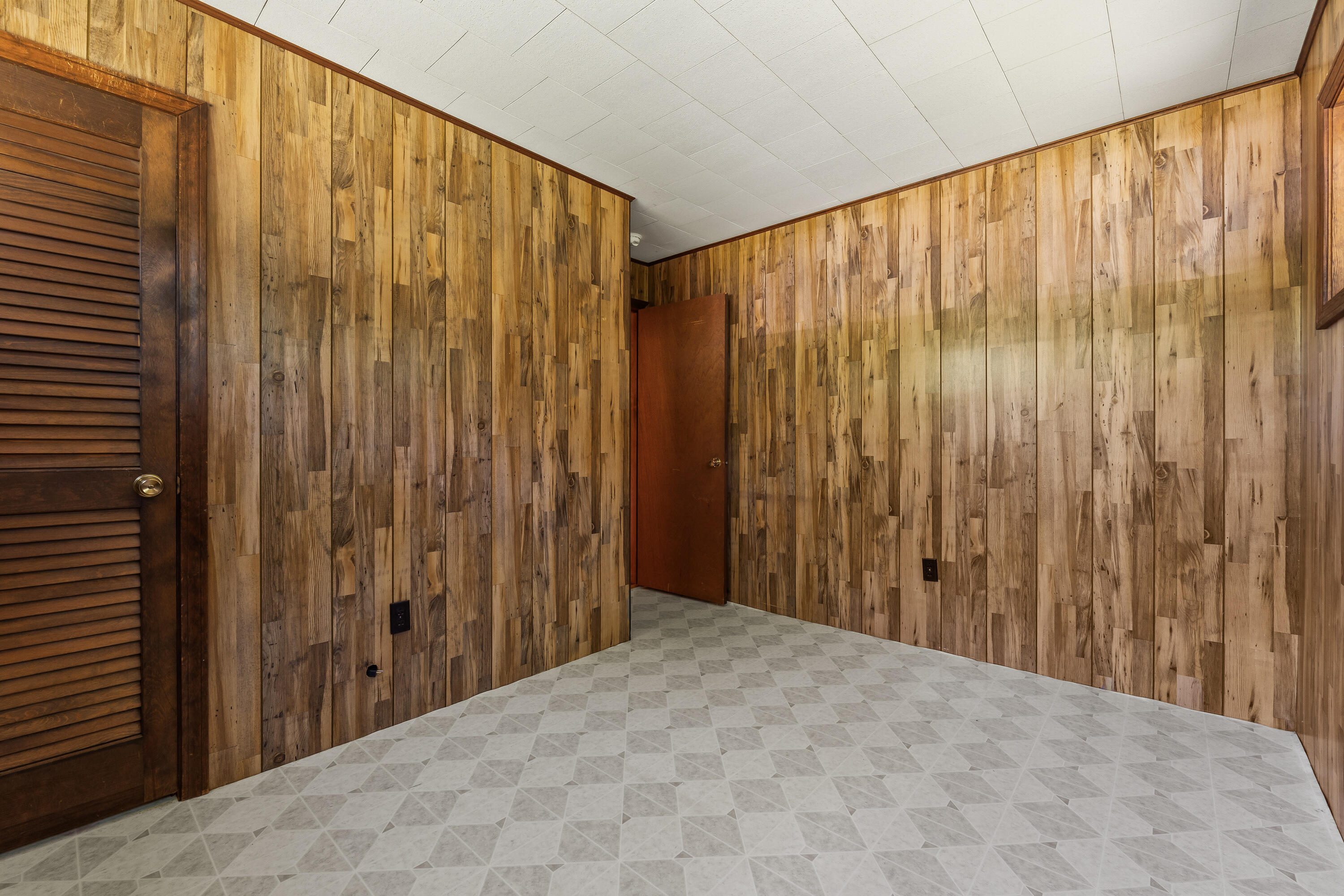 109 Bartlett Road Kittery, ME 03905 - Photo 14 of 35 109 Bartlett Rd_142