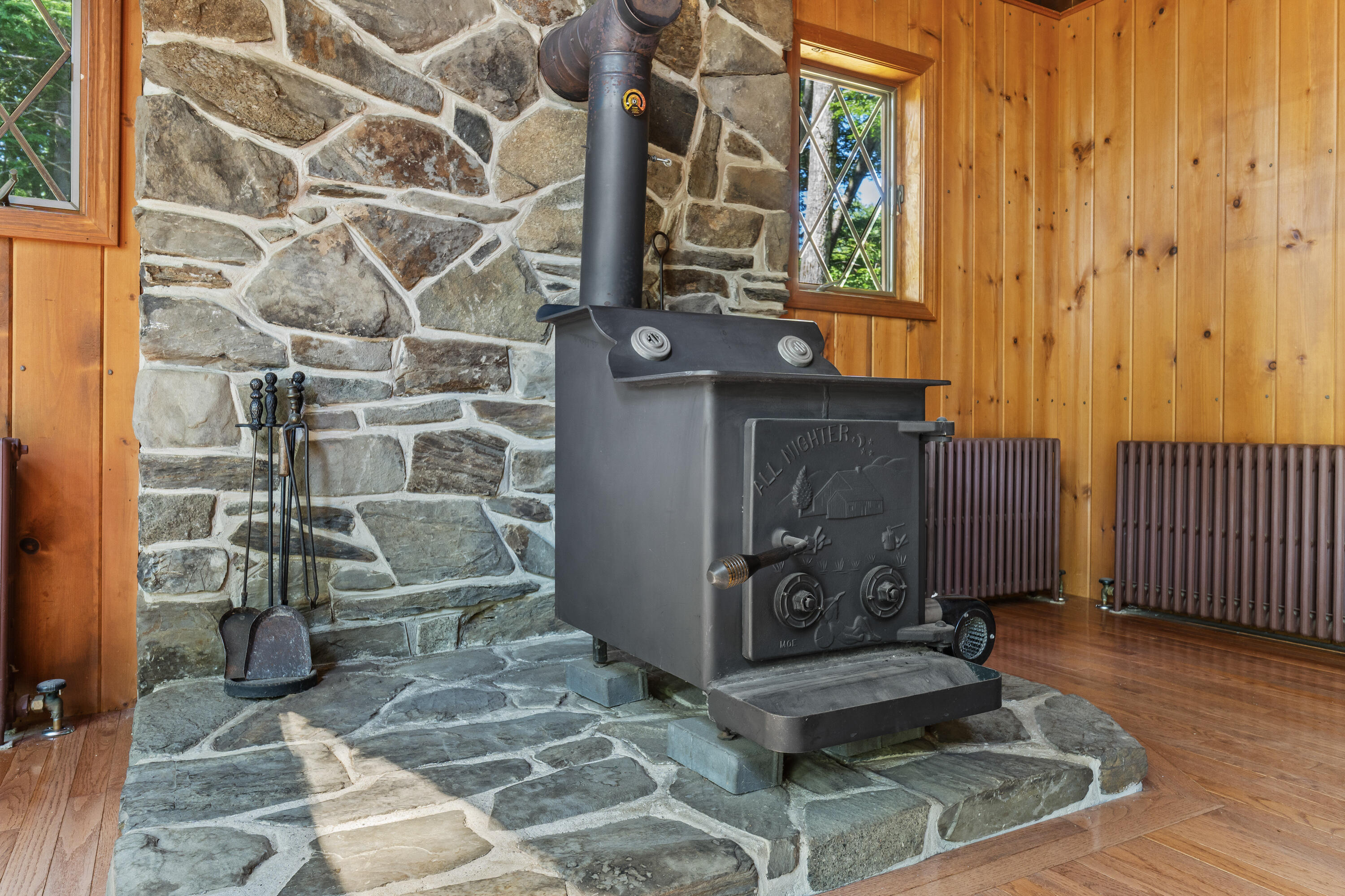 109 Bartlett Road Kittery, ME 03905 - Photo 8 of 35 109 Bartlett Rd_135