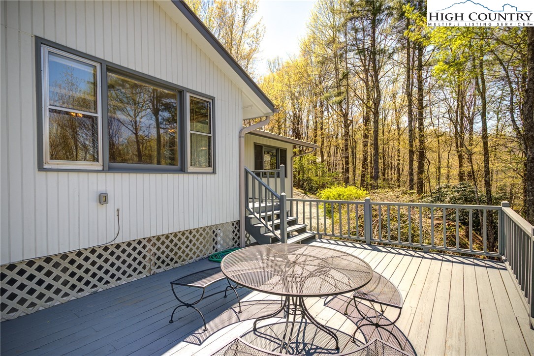 585 Tarleton Circle Boone, NC 28607 - Photo 32 of 33 Gallery Image 32
