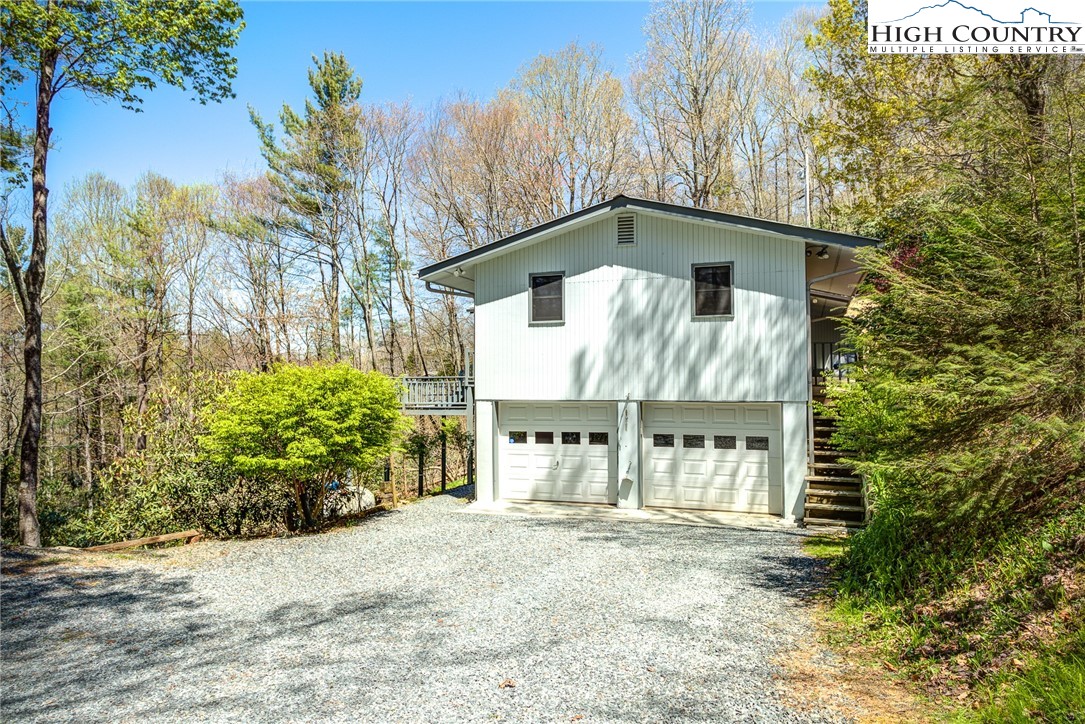 585 Tarleton Circle Boone, NC 28607 - Photo 8 of 33 Gallery Image 8