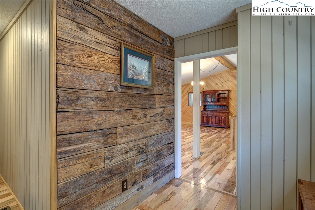 585 Tarleton Circle Boone, NC 28607 - Photo 10 of 33 Gallery Image 10