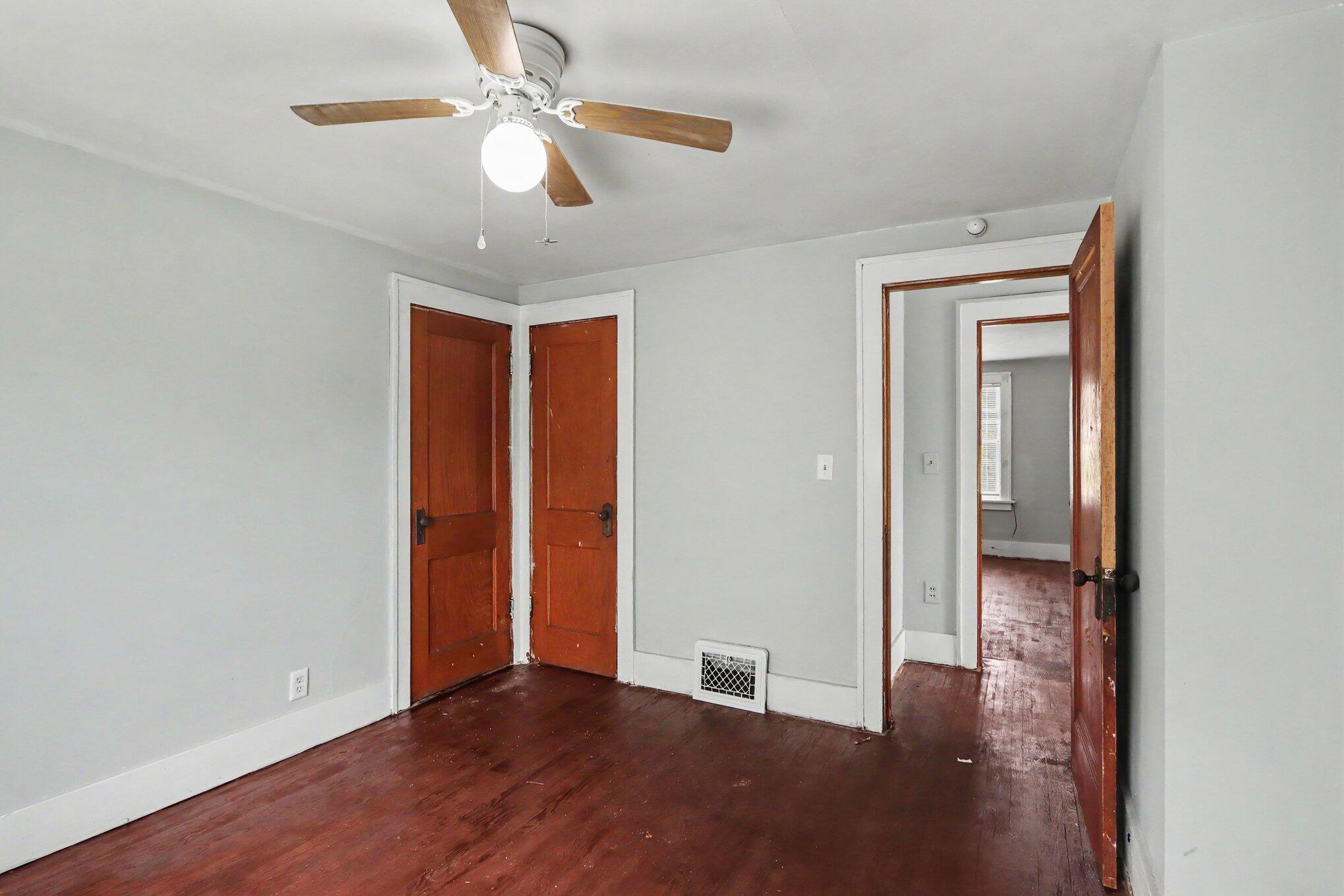 103 Webber Street Battle Creek, MI 49015 - Photo 15 of 20 015_file_2662