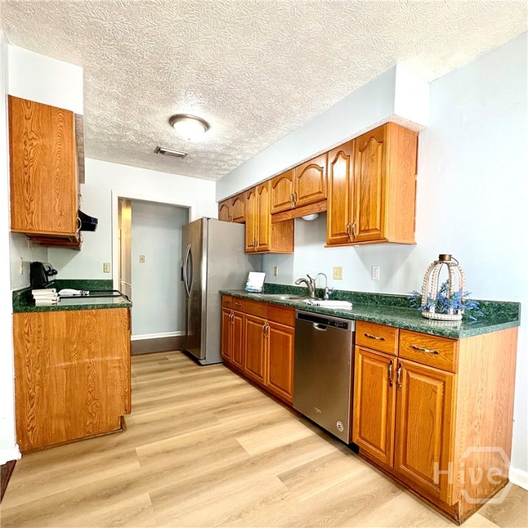 208 Westminister Road Savannah, GA 31419 - Photo 12 of 50