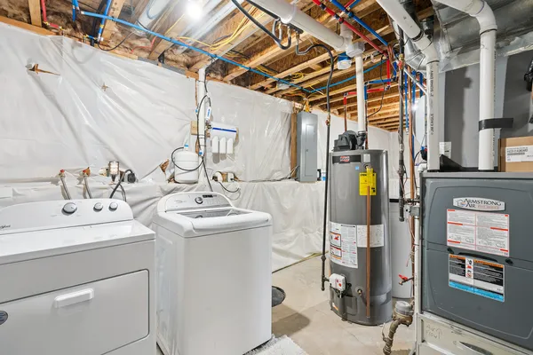 $389,000 | 414 West Meadow Lane, Walcott, IA 52773