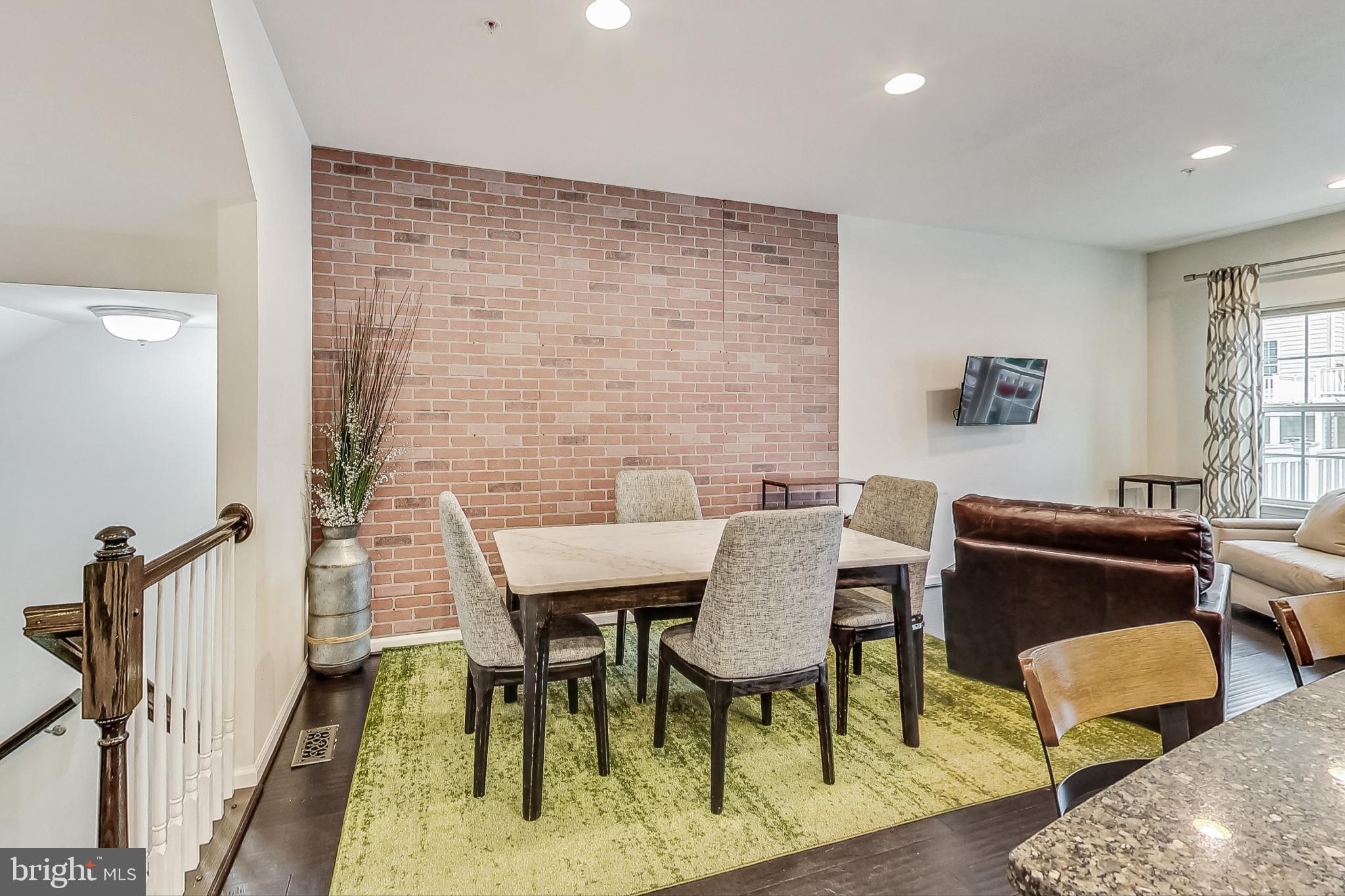 3624 Wright Terrace Washington, DC 20018 - Photo 17 of 45 Dining area