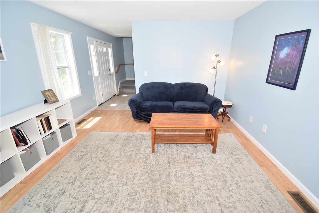 52 What Cheer Road Narragansett, RI 02882 - Photo 12 of 40 Gallery Image 12