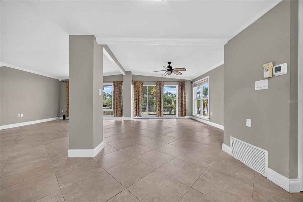 182 Beeney Road Southeast Port Charlotte, FL 33952 - Photo 5 of 59 Gallery Image 5