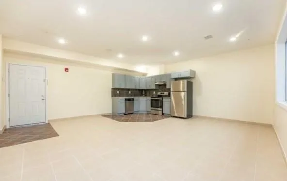 $1,900 | 44 Bergen Boulevard, Unit 4, Fairview, NJ 07022