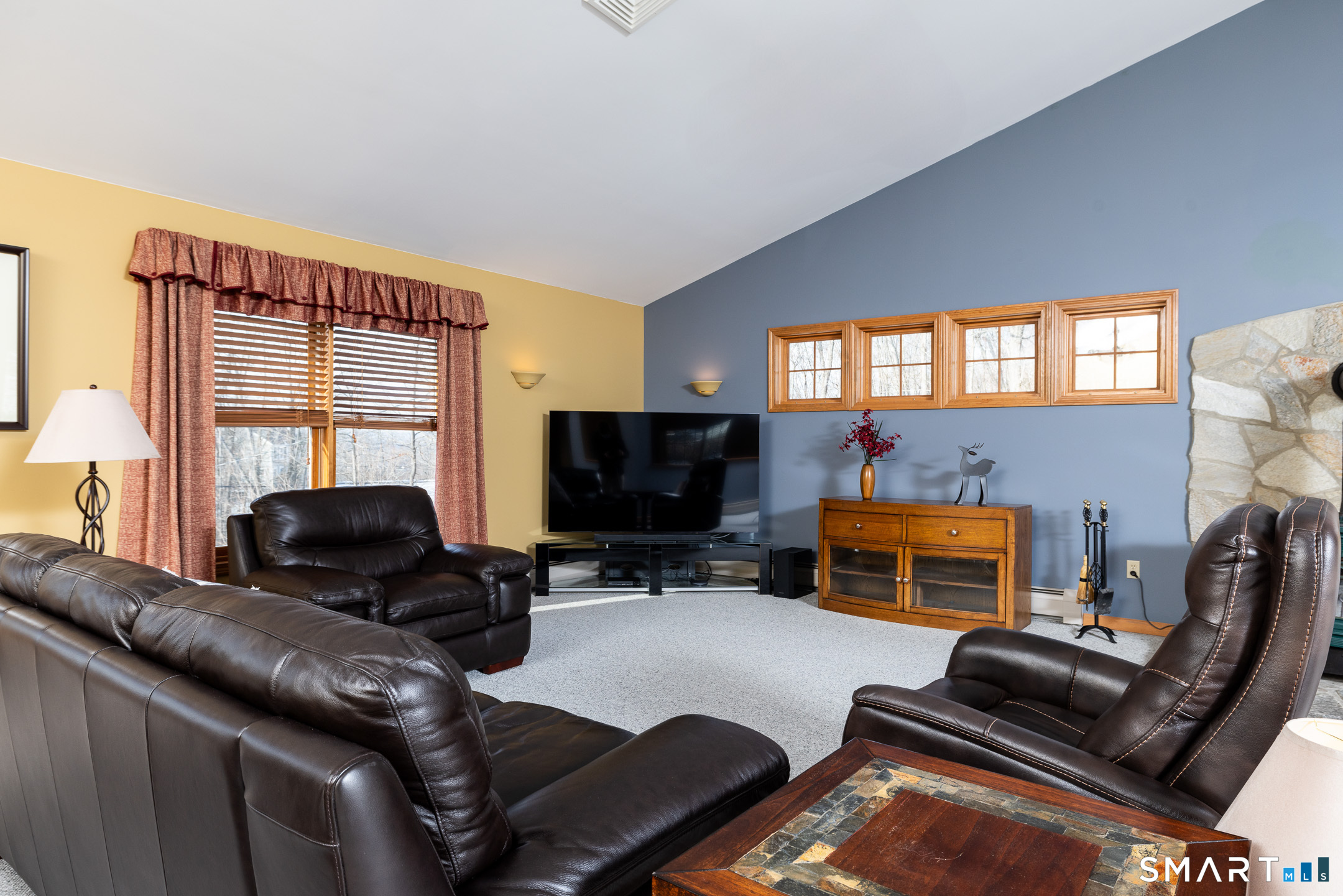 128 Ledge Road Plainville, CT 06062 - Photo 11 of 40