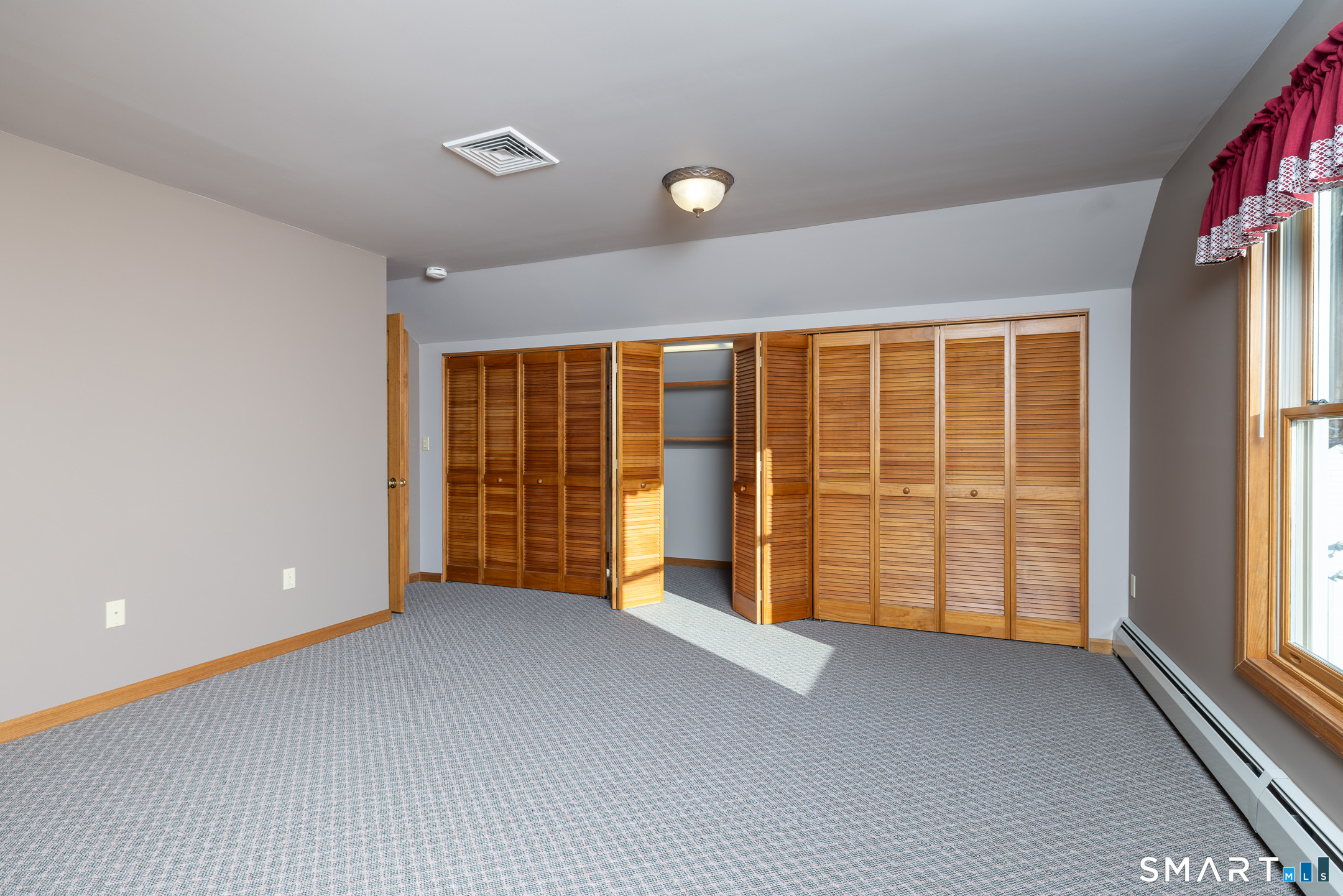 128 Ledge Road Plainville, CT 06062 - Photo 27 of 40