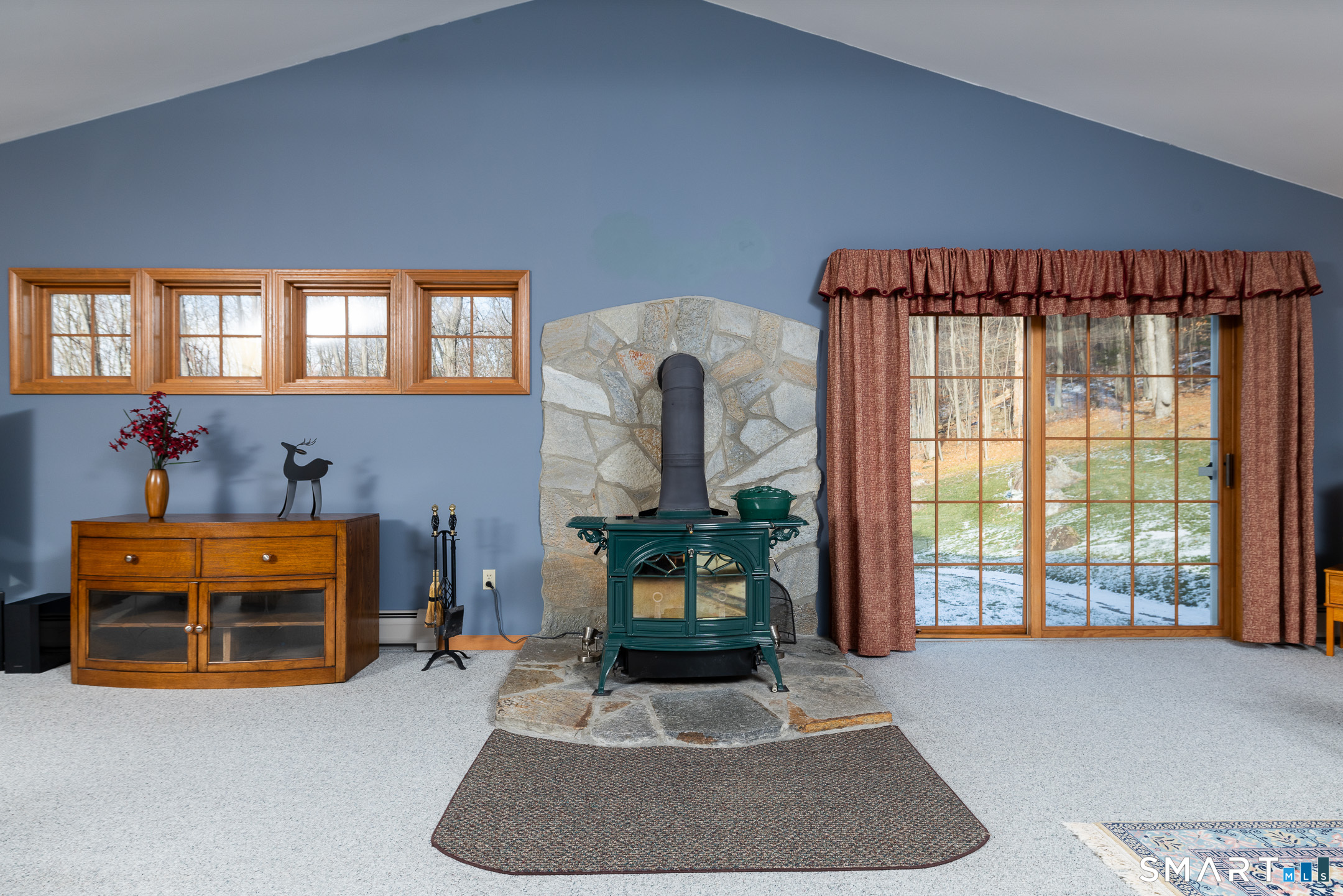 128 Ledge Road Plainville, CT 06062 - Photo 10 of 40