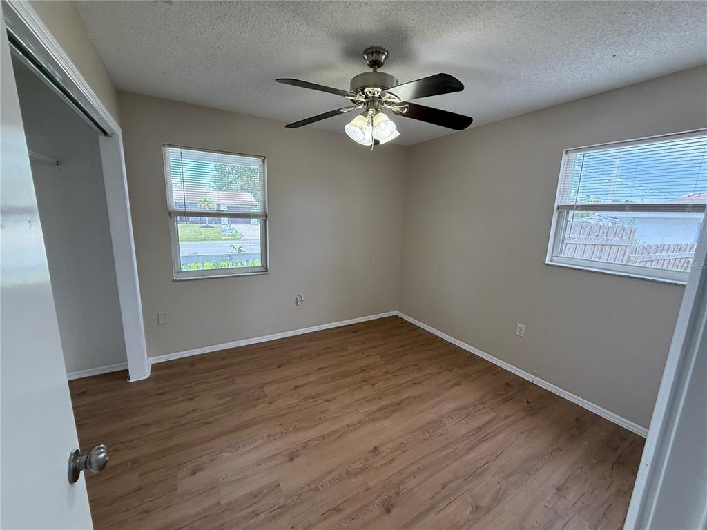 855 Jamaica Road Venice, FL 34293 - Photo 12 of 15