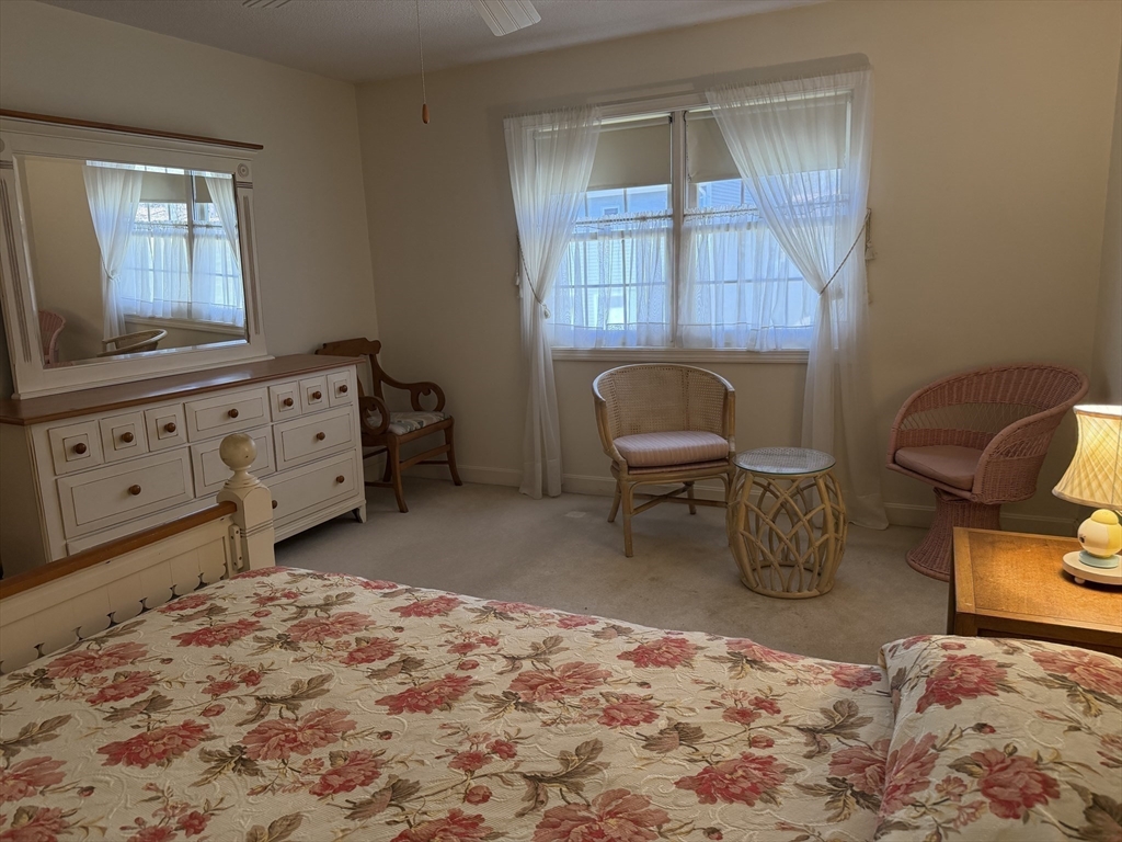 402 Country Side Road, Unit 402 Greenfield, MA 01301 - Photo 7 of 17