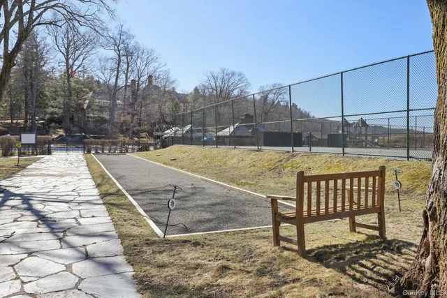 $599,000 | Serpentine Road, Tuxedo Park, NY 10987