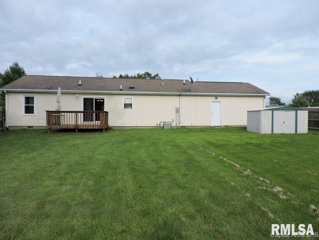 603 Bitterroot Drive Athens, IL 62613 - Photo 2 of 18 Gallery Image 2