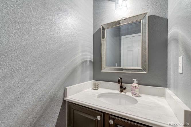 9317 Desert Willow Road Highlands Ranch, CO 80129 - Photo 22 of 39 Gallery Image 22