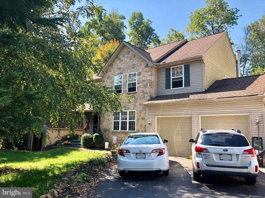 1040 Shelbourne Road Reading, PA 19606 - Photo 1 of 1 Front